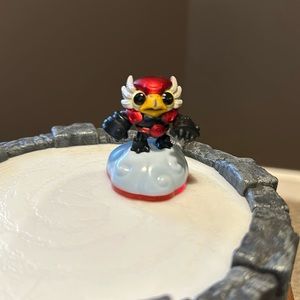 Skylanders Trap Team: Power Punch Pet-Vac “Hawk and Awe!”